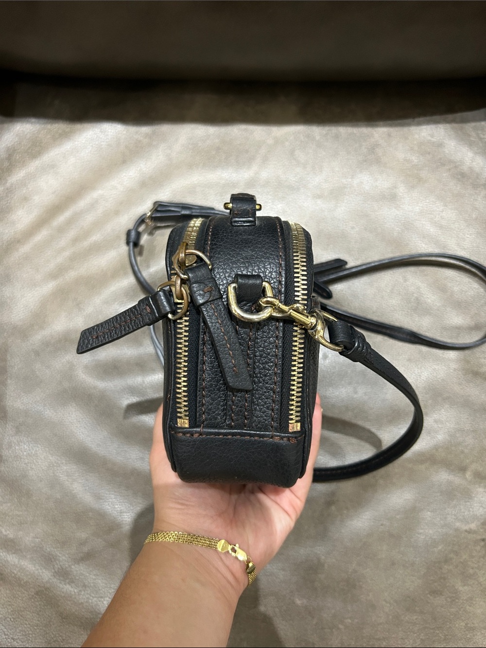 Dooney & Bourke Black Pebbled Leather Camera Crossbody with Gold Hardware - Picture 3 of 9